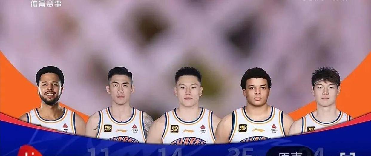 关于顶尖球队硬碰硬，争夺晋级资格的信息